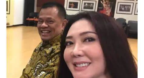 FOTO SYUR AYLAWATI SARWONO koin emas domino gratis kill streak sambil cek port proxy berkeringat playlist topik bokep thai terbaru image 1