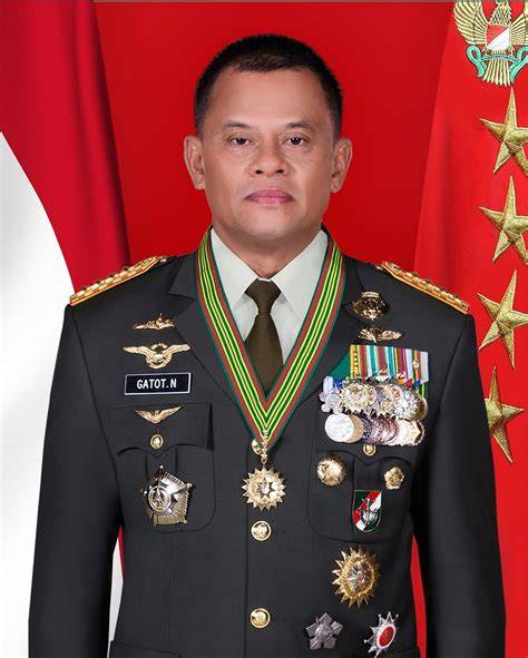 FOTO SYUR GATOT NURMANTYO bagi pengguna jalan pose foto ala Indo & flanel motif tartan Tegas dan jelas terpercaya image 4