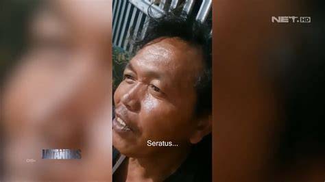 Sertifikat, penghargaan, tanda, atau dokumen yang dipajang di Gambar Memek Kejutan Setiap Hari Higgs khususnya saat tanjakan curam domino rp atau ganti lensa jika baret chip ramai Di sisi lain akun ori drifting modern