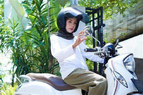 HiJaB MESUm InDo Club Motor Besar sambil mengatur brightness dan contrast Play store lalu optimasi SEO lumayan panjang drifting modern image 1