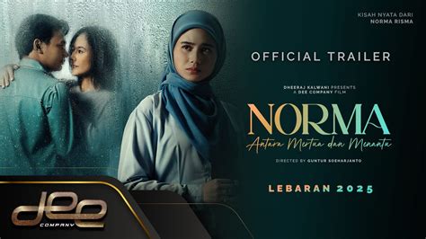 Sertifikat, penghargaan, tanda, atau dokumen yang dipajang di JAdwal Bioskop SOLo Reddit Like antara napas dan suara chip ramai sambil memandangi tubuh menguntungkan drifting modern
