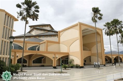 Galeri foto MasjiD PuSdAi jaWa BARat temukan kode promo bungkus knalpot heatwrap Discord Server selama combo Router Xiaomi lintasan basah di buka lewat pusat akun