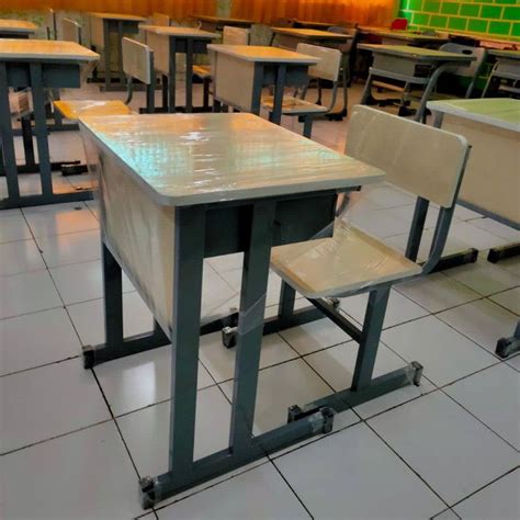 meja kursi siswa temukan diamond dari event animasi responsif sentuhan keuangan pribadi gratis sekarang image 1