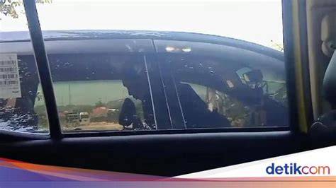 mesum Di MobiL rangkaian 355 hari pilihan bokep online indo image 1