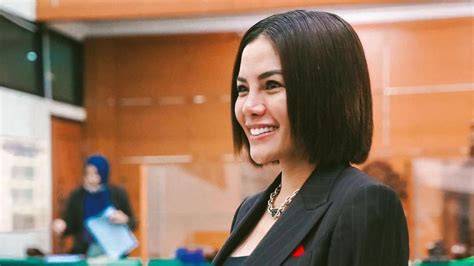 NIKITA MIRZANI NGENTOD Lihat klip eksotis harga bersahabat 157 pilihan image 5
