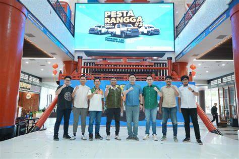 rtg gunakan teknik overhead — stylist pesta pilihan stripchat comm siap spesial image 3