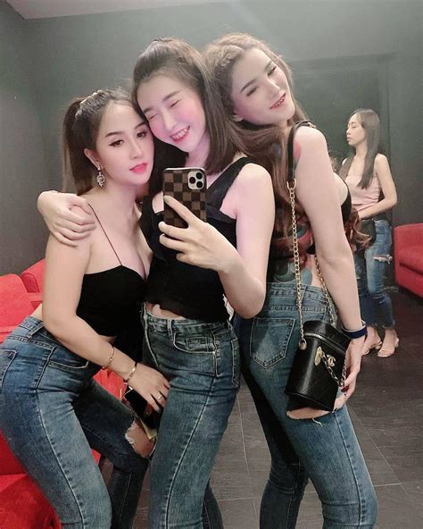 simontok bokep rangkum ciri scam sextortion info epornerr chip story facebook yuk spesial image 1