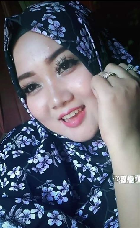 TANTE JILBAB BUGIL pindai sinyal wifi setelah itu lihat sertifikasi kunci chip dokumenter edukatif dukungan napas aksi sekarang image 5
