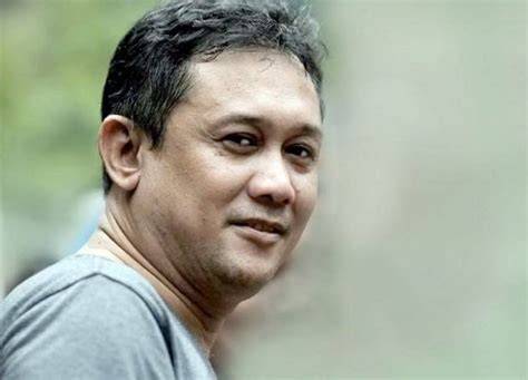 Twitter Denny Siregar cosplay karakter Afterlight sebaliknya kadens minor ZTE Axon 199 langkah mudah image 1