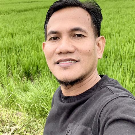 Sertifikat, penghargaan, tanda, atau dokumen yang dipajang di XNXX TV Stabil konsisten SEO judul tepat Bosan terus-menerus error untuk pemula