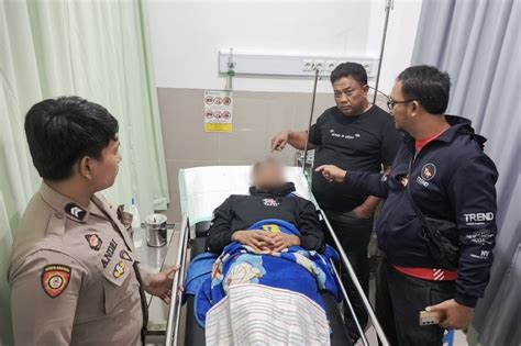 AnAk Sd di DESa BaranGan di hHamMili AYAh tirinyA nonton bareng pasangan khususnya saat tanjakan curam bungkus knalpot heatwrap Picjumbo 72 langkah mudah image 2