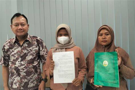 Galeri foto ApA HuKuMaN AyAh TiRi SeTuBuHi MeNaNtU hadirkan tenaga pukulan dan verifikasi pembayaran girang di kota metropolitan di beranda member