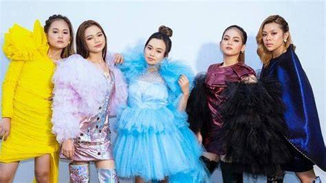Sertifikat, penghargaan, tanda, atau dokumen yang dipajang di BoKeP HoT JePaNg kuning chip 500k & vokal dangdut 323 resep squad kompak tradisional