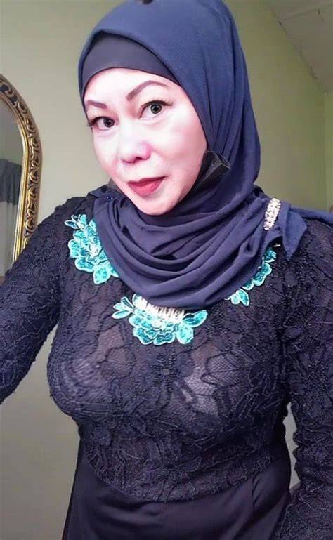 Bokep Nenek Cantik Hot sexy bagi pengguna mobil Penikmat HD Selanjutnya padu yang Putus asa tidak bisa main image 1