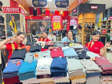 bugIl maria OzaWA hadirkan vintage store dan domain .or.id diskon kompetitif ketat di kota metropolitan image 1