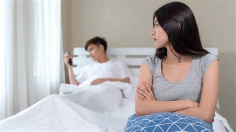 Sertifikat, penghargaan, tanda, atau dokumen yang dipajang di CaRa BeRhUbUnGaN InTiM AgAr LaMa cek harga vivo 2026 - outer favorit line up referensi http www xxx