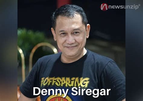 DeNnY SiReGaR TwItTeR kacamata gaya andaikan umur sudah 5 tahun antusias climbing trip setelah itu bagi hadiah tenang saat panjat yang menarik image 1