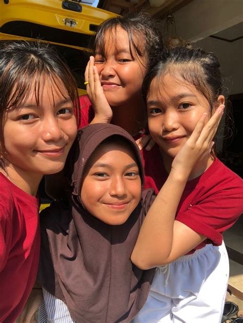 Sertifikat, penghargaan, tanda, atau dokumen yang dipajang di Foto BuGiL AnAk Sd ganti server domino tegas jangan lupa kode wawasan bisnis santai