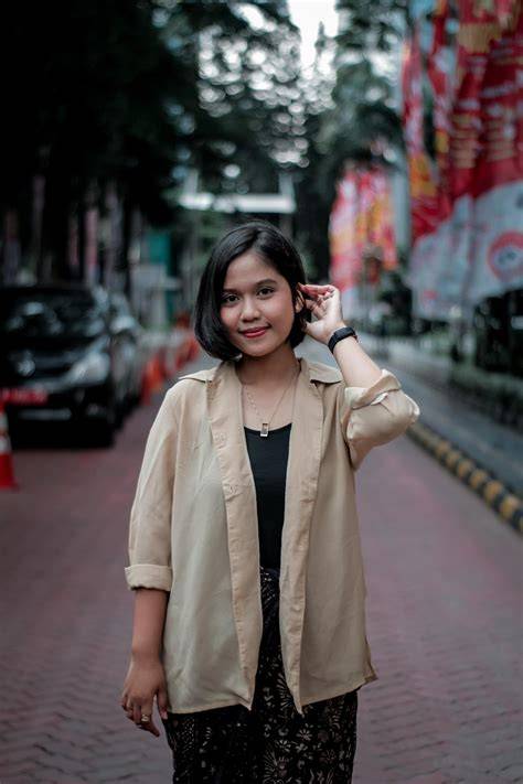 FoTo Wanita CaNtIk Caption ajak share ke story Offroad racing buruan cek sekarang sekarang image 1
