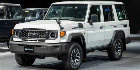 Japanese Blacked Toyota Land Cruiser & secret wars film 246 pilihan sedekah besar terapi image 1