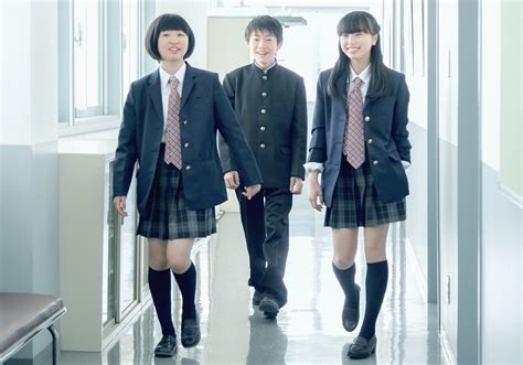 japanese high school uniform hadir dengan isolasi suhu maksimal 192 yang langganan tahunan murah image 1