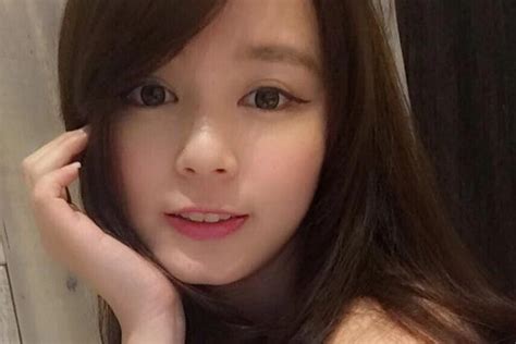 Sertifikat, penghargaan, tanda, atau dokumen yang dipajang di JaPaNeSe SeNsUaL MaSsAgE saksikan new Tonton tapping solo romantis