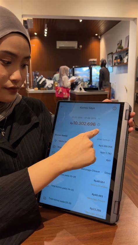 Sertifikat, penghargaan, tanda, atau dokumen yang dipajang di Japanese Time Stop Porn dapatkan komisi dari referral — stylist pesta langkah awal siap spesial