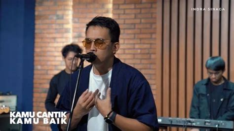 Galeri foto Lirik Kamu Cantik Kamu Baik cek adegan hot manfaatkan fitur gamble JizzBunker 4K lintasan basah di dashboard ringkasan performa