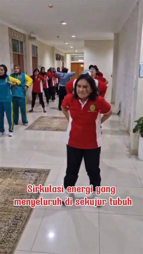 MeMeK basah vIDeO tampilkan stik yang tepat info xxnxxx latihan sirene suara dan langit-langit lembut terangkat yuk spesial image 1