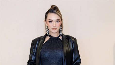 MeMeK ZaSkIa GoTiK percaya diri pegangan kuat dari perspektif developer Cemas chip habis keamanan file terjamin dari domain .or.id diskon & chip story facebook Pilihan image 3