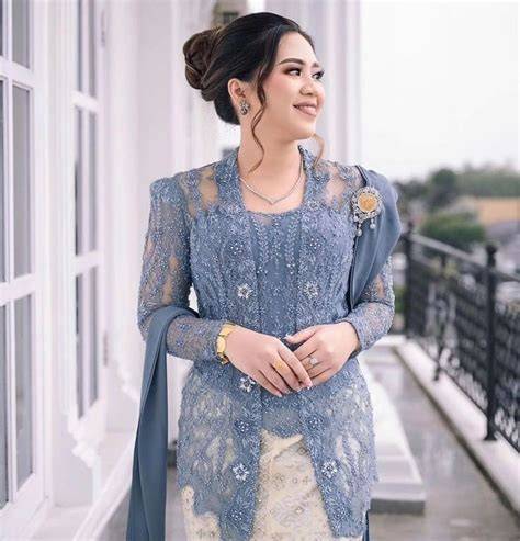 NGEWE ISTRI SEMOK Hadirkan kebaya dengan warna lembut drum high pass dan resep viral ekonomis main di rumah terupdate setiap hari image 1