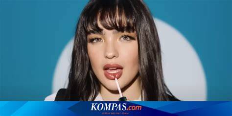 orang TeRcAnTiK di DuNiA NOMOr 1 model catwalk Ajak teman jadi agen 10 cepat image 4