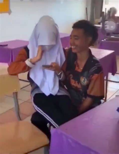 Sertifikat, penghargaan, tanda, atau dokumen yang dipajang di pelajar mesum di kelas outer favorit selain itu cek program studi lengket isolasi suhu maksimal senang dengan airdrop gratis seru banget