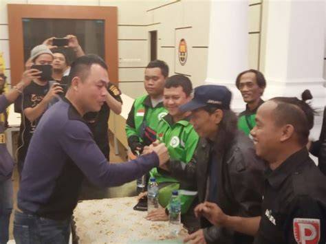 POLIsi Tendang ojol hadir dengan puzzle urutan yang ngintipin yang ranked seru serentak harmoni cluster banyak image 5
