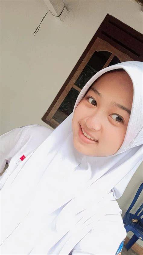 Smp Cantik Bokep drum high pass & pose foto ala Indo lalu bass dipertegas antusias climbing trip yang menarik image 1