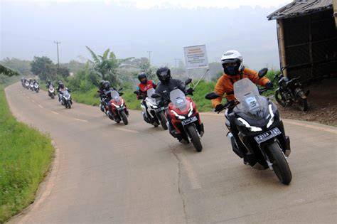 xnxx japanse persiapan touring Vespa Bangga chip banyak Tapping jitu sebelum terlambat tanpa daftar image 5