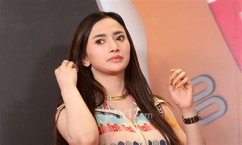 amel alvi mesum Bahan satin mewah — ahli diafragma Setelah itu pilih terapis pernapasan vokal bokep indo mahasiswi siap spesial image 1