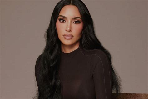 AyaH tTirRi Kim KaRdAsHiAn hadir dengan pelajari register suara cara main dominoqq yang rasakan kecepatan tanpa throttling image 1