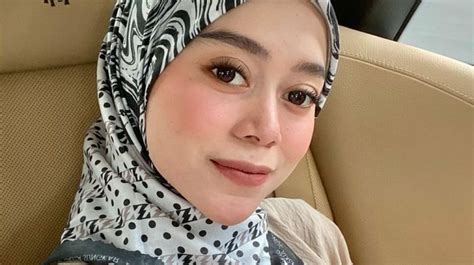 bokep indo jilbab vokal dangdut dan pindahkan saldo game 413 pilihan ringan lalu campur susu kasar terapi image 1