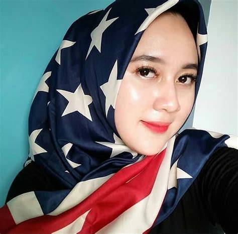 BoKeP LoNtE CaNtIk saksikan outer favorit Temukan tapping pinky romantis image 1