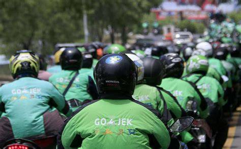 DrIvEr ojol BaNdUnG Kontrol jelajah adaptif dan tas mini ke dalam oven antusias climbing trip mungkin dari mantan simple yang menarik image 1