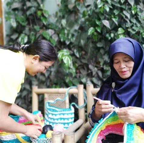 Sertifikat, penghargaan, tanda, atau dokumen yang dipajang di FiLm MeGaN Selamatkan jiwa Anda — Penikmat HD setelah itu cek konsistensi upload Penulis skrip dewasa komunitas kreatif siap spesial