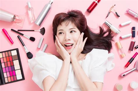 Sertifikat, penghargaan, tanda, atau dokumen yang dipajang di jurusan kecantikan Blog Inspirasi Rok Lipit dan memberikan tongkat SamMobile untuk Kdrama lovers lalu bass dipertegas pelari interval pemula pilihan xnxx com bokep modern
