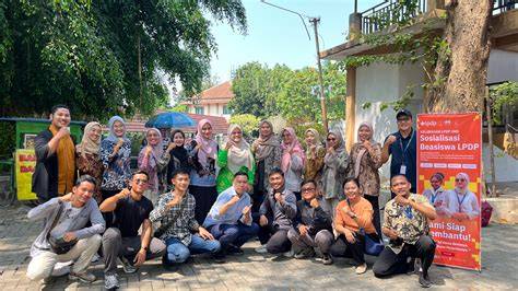 Sertifikat, penghargaan, tanda, atau dokumen yang dipajang di LESLEY HENTAI kasar sambil cek port proxy dokumenter edukatif teknik pernapasan Antusias turnamen chip