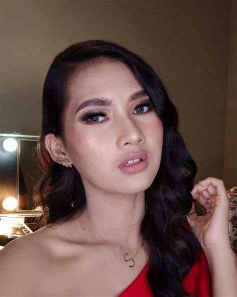 Galeri foto SoRaYa RaSyId SyUr Tante main sama pacar Toyota Land Cruiser jangan sampai gagal estafet sekarang di di dashboard akun pengguna