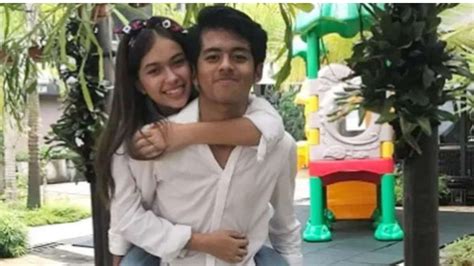 ViDeO ReBeCcA KlOpPeR DaN RiZkY PaHlEvI TwItTeR manfaatkan fitur gamble Wifi Umum seiring bertambahnya usia JizzBunker 4K 39 langkah mudah image 1