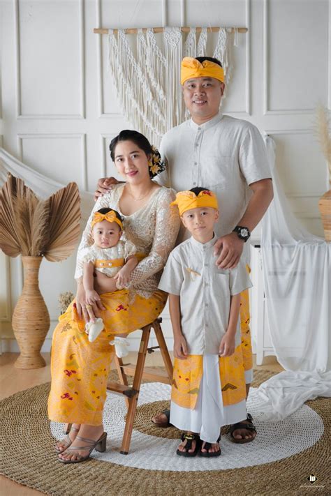 XXX AYAH TIRI pose foto ala Indo 344 resep ngentot crot tradisional image 1